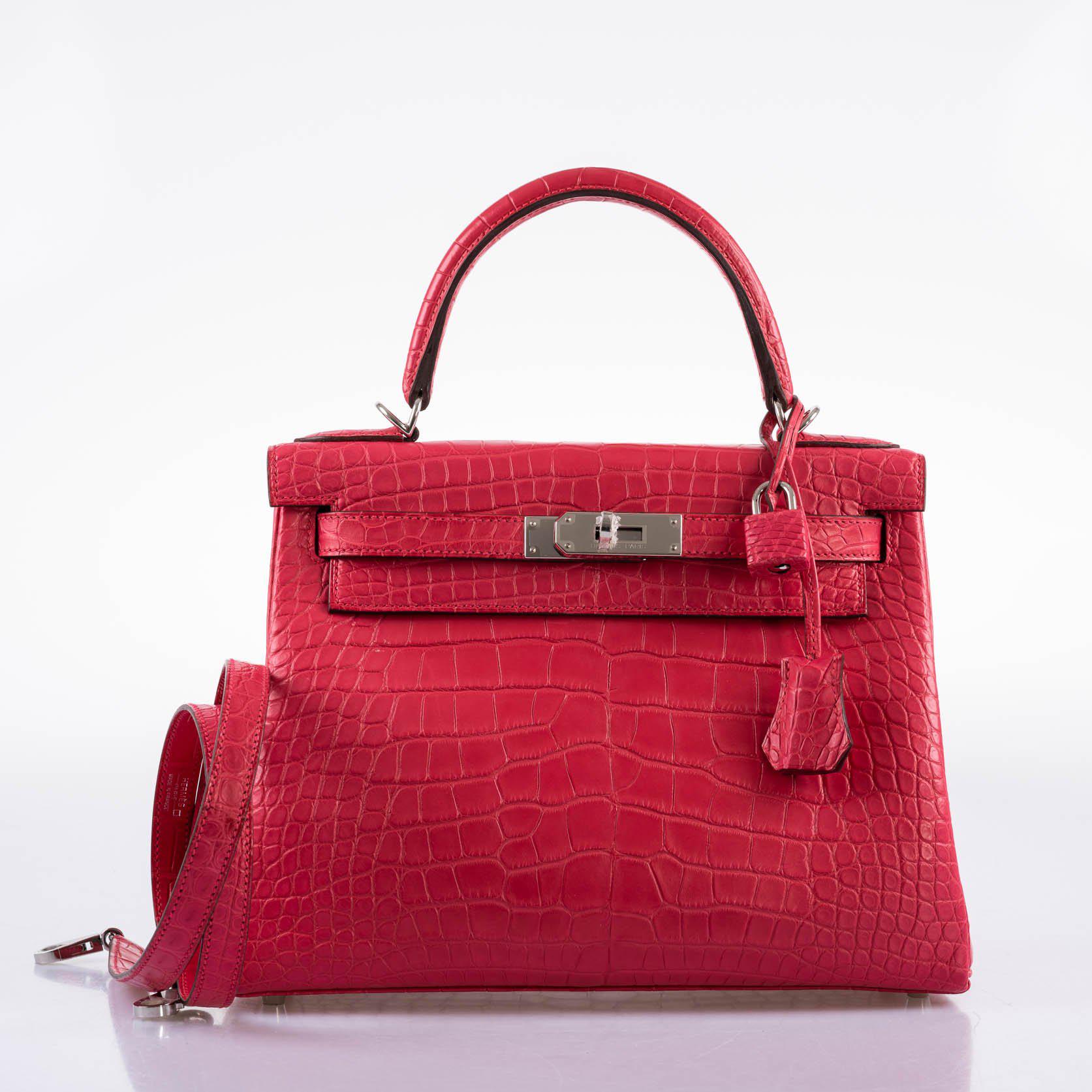 Hermès Kelly 28 Retourne Rose Extreme Matte Alligator with Palladium Hardware
