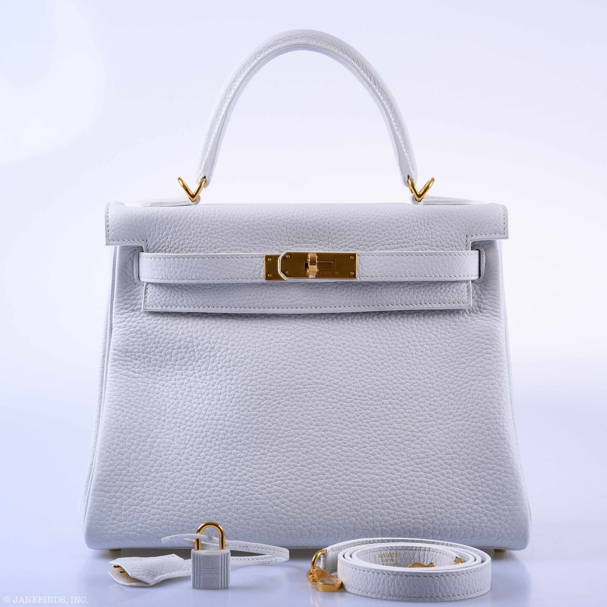 Hermès Kelly 28 Retourne White Clemence Gold Hardware