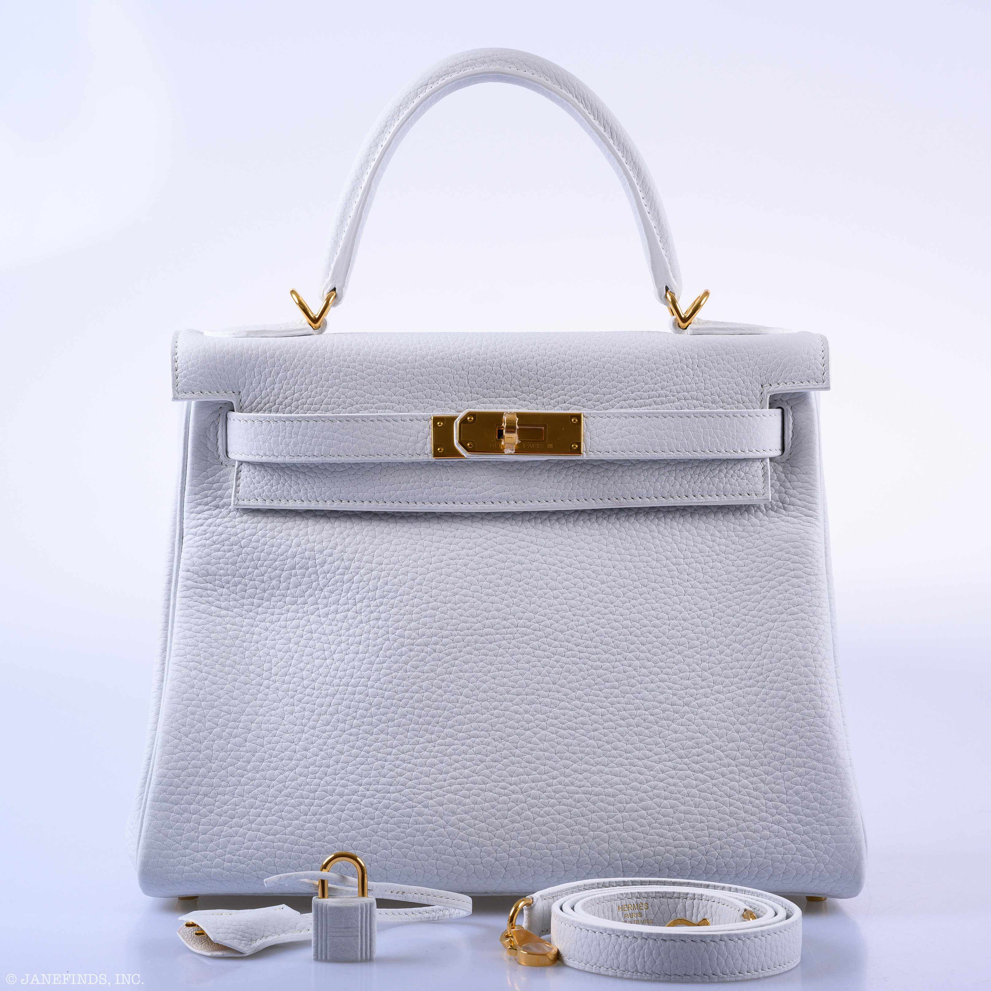 Hermès Kelly 28 Retourne White Clemence Gold Hardware