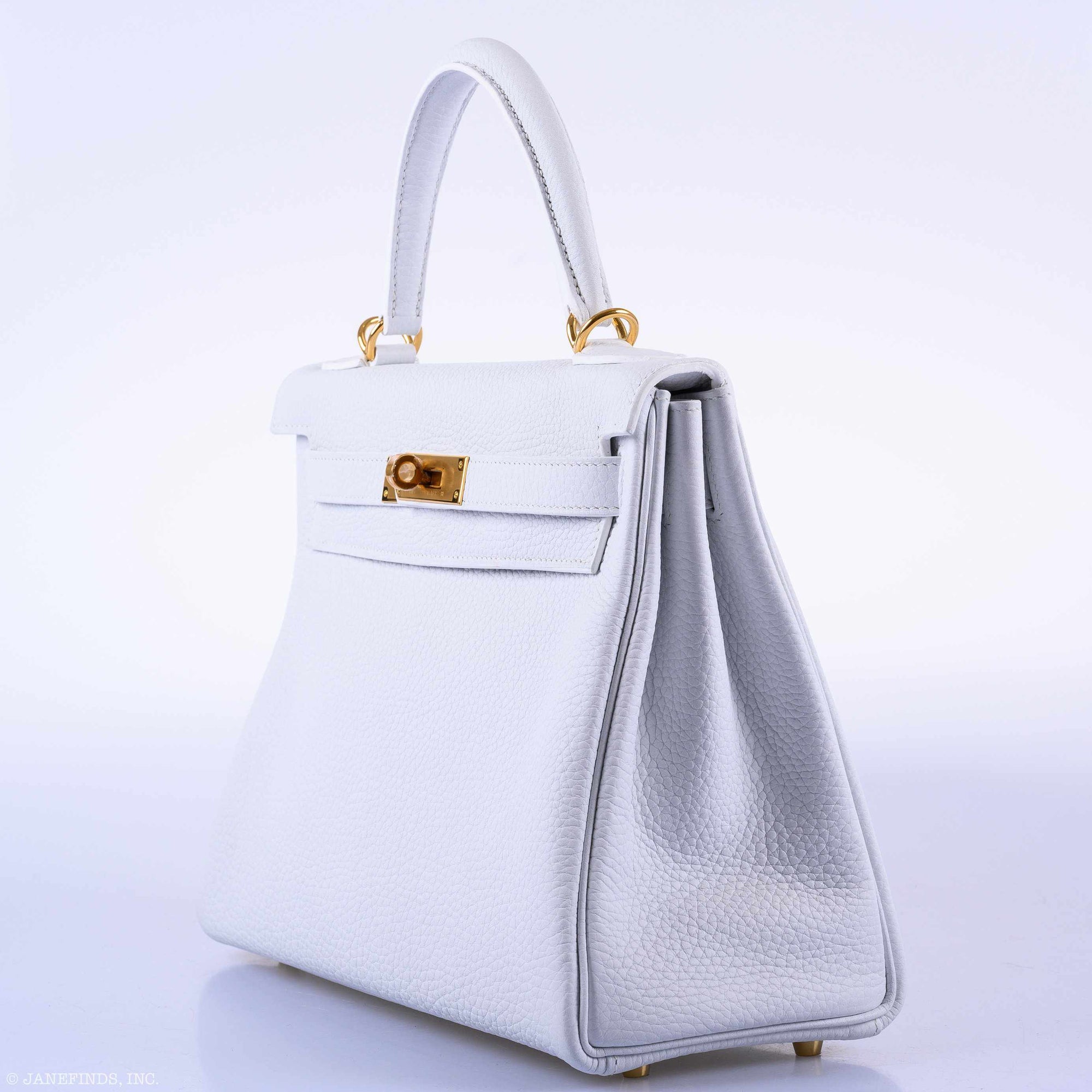 Hermès Kelly 28 Retourne White Clemence Gold Hardware