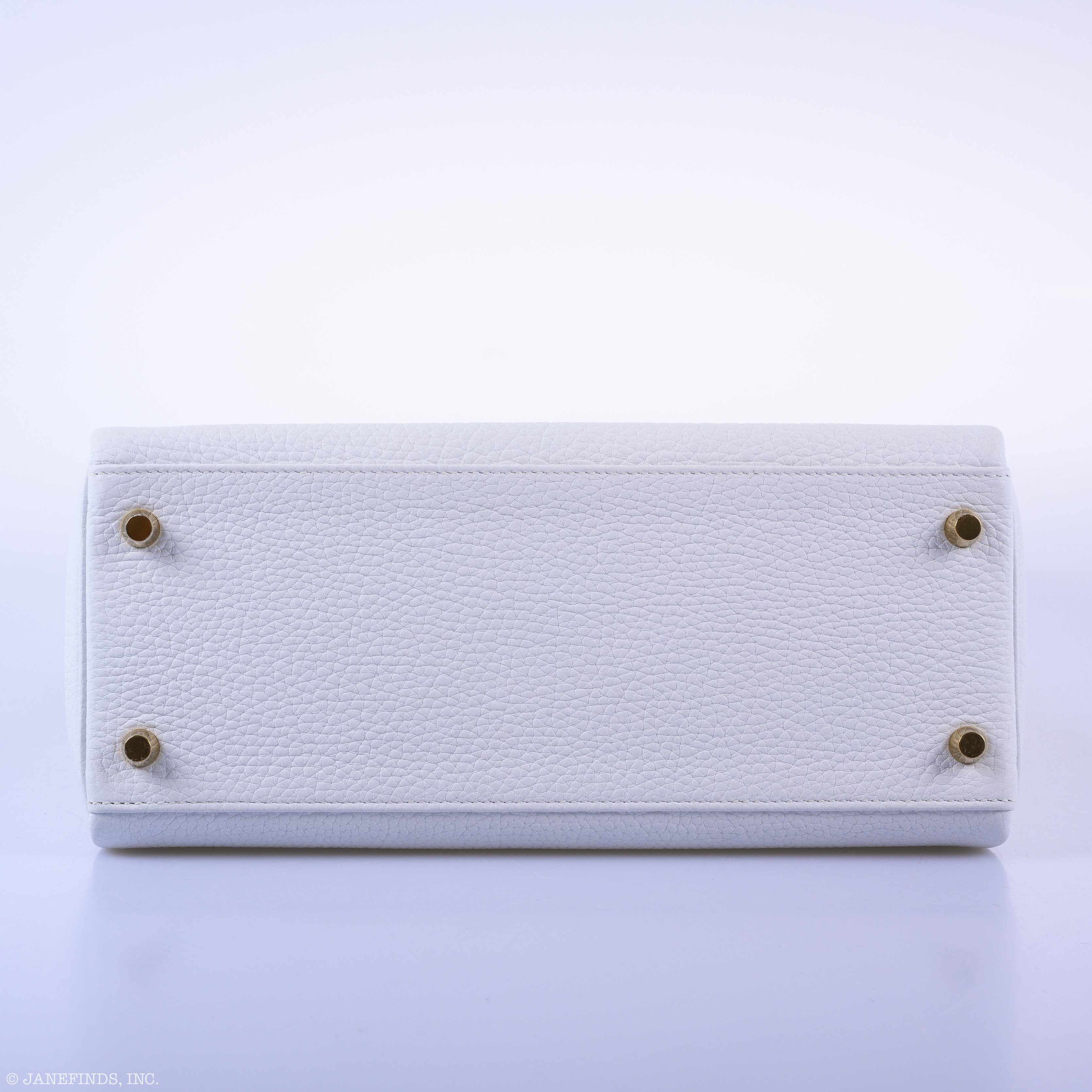 Hermès Kelly 28 Retourne White Clemence Gold Hardware