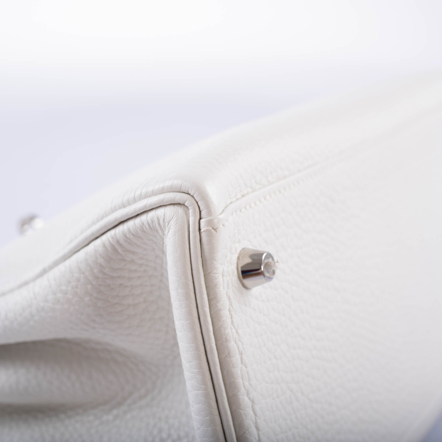Hermès Kelly 28 Retourne White Clemence leather Palladium Hardware