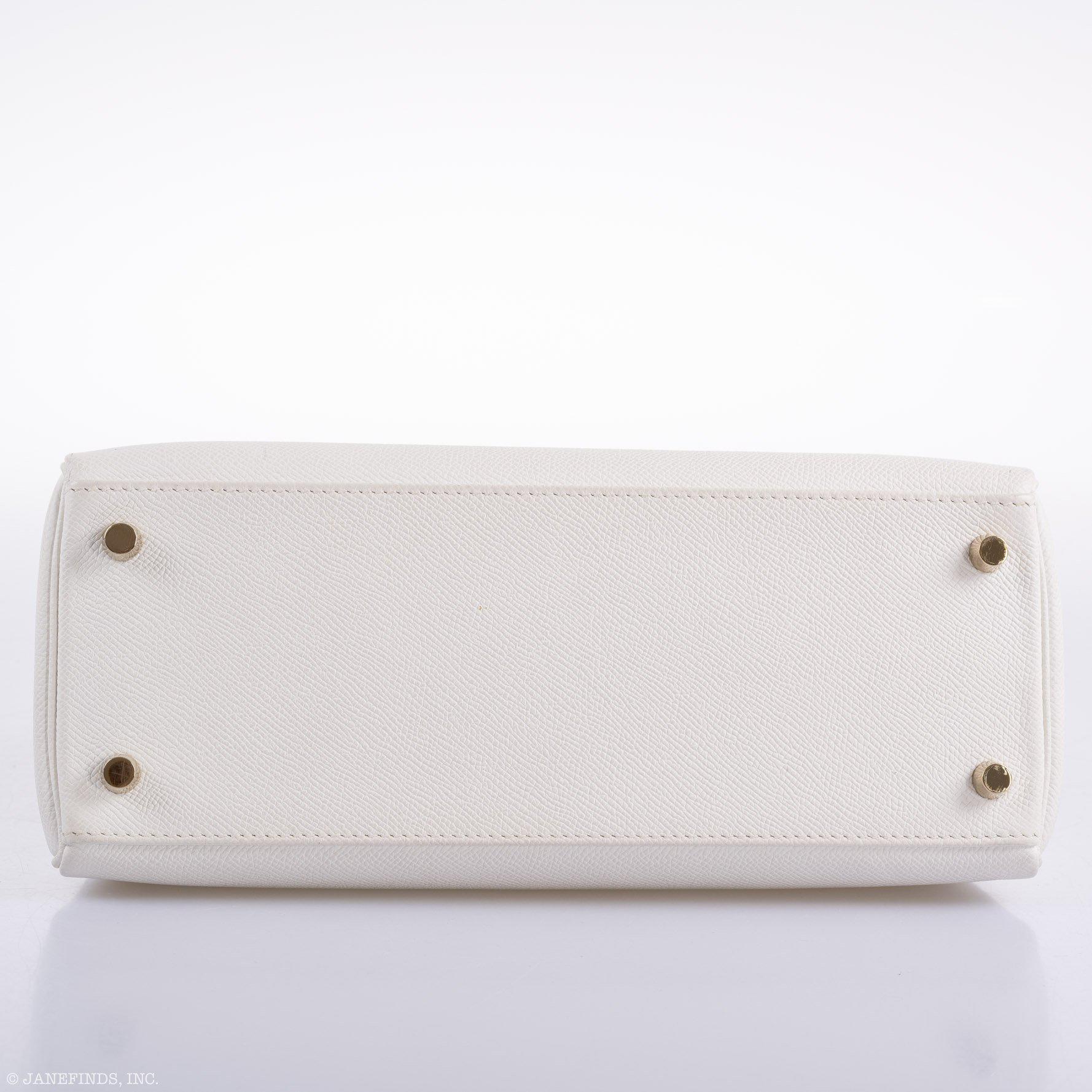 Hermès Kelly 28 Retourne White Epsom with Gold Hardware