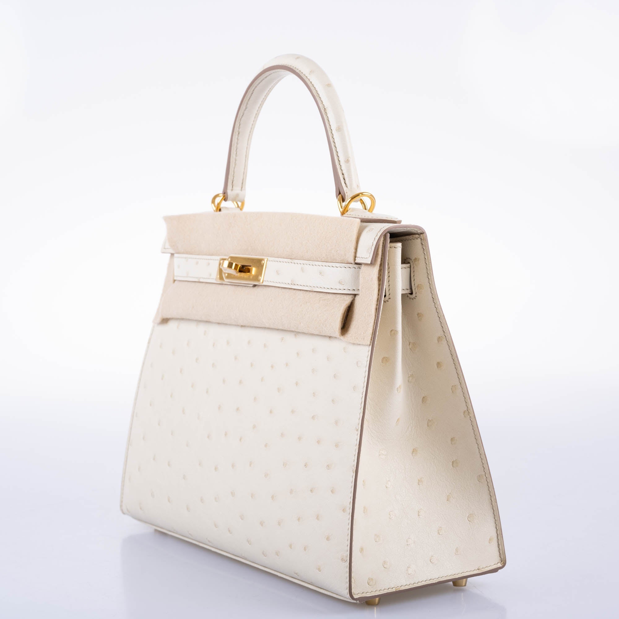 Hermès Kelly 28 Sellier Beton Ostrich with Gold Hardware