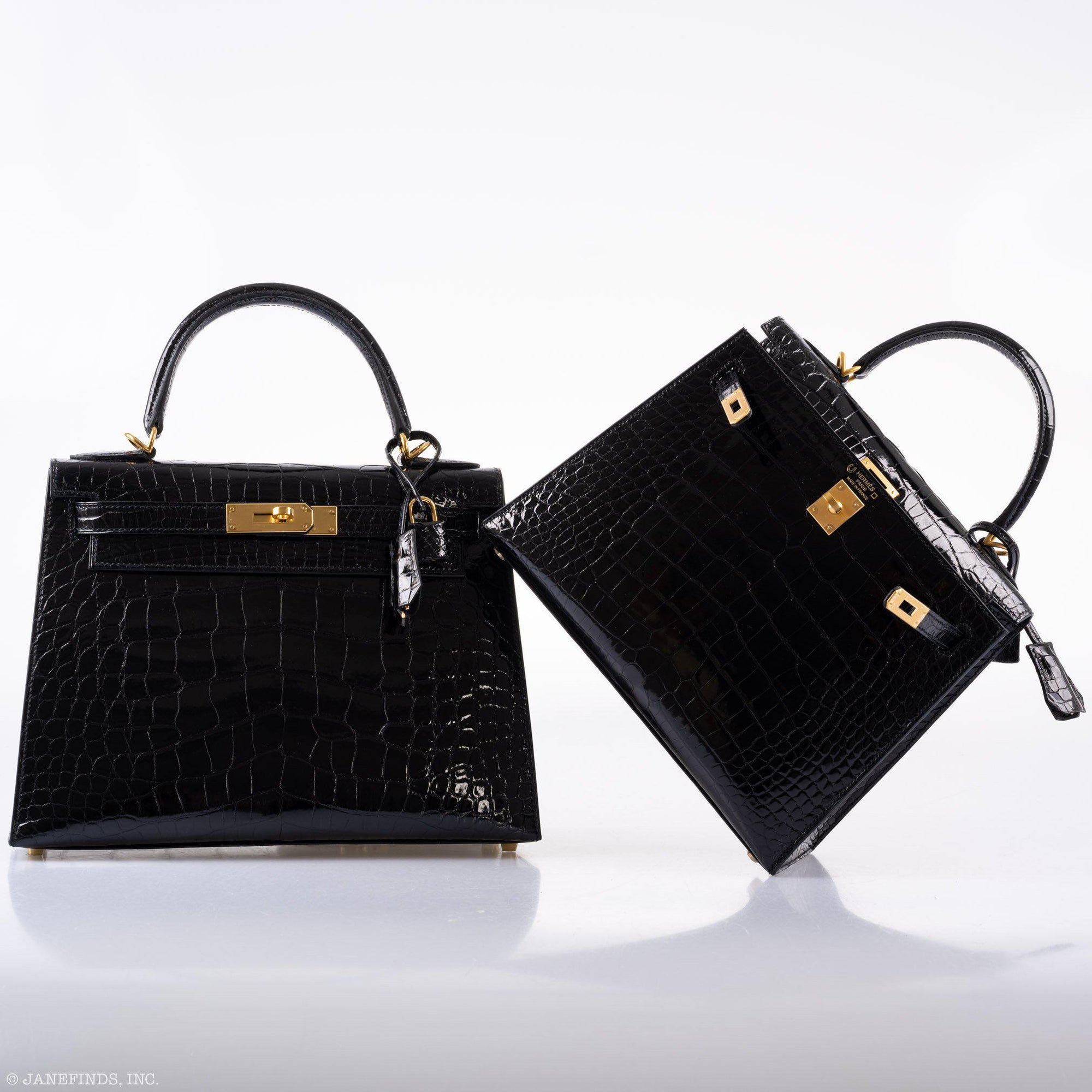 Hermès Kelly 28 Sellier Black Shiny Alligator with Gold Hardware
