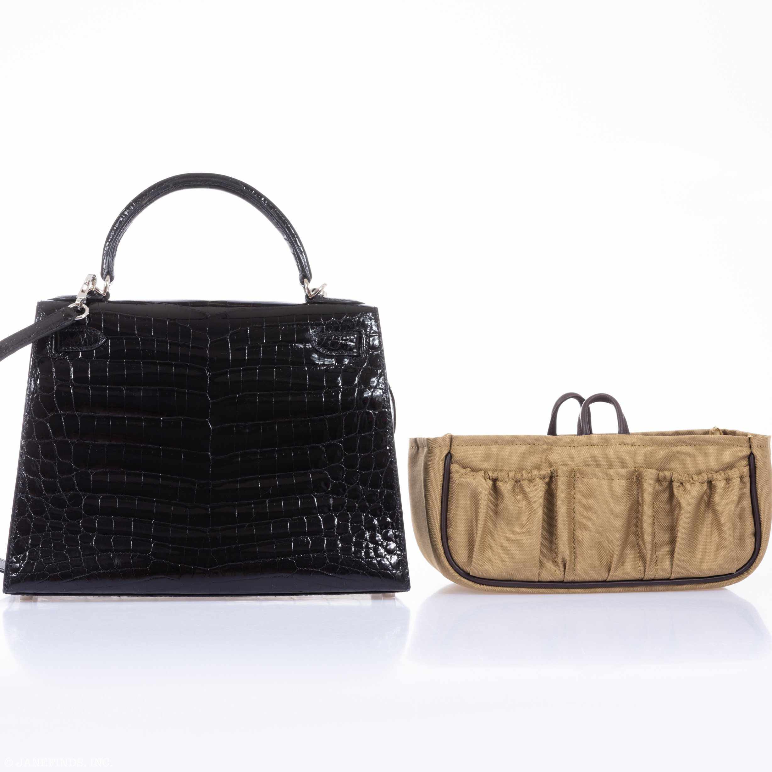 Hermès Kelly 28 Sellier Black Shiny Niloticus Crocodile Palladium Hardware
