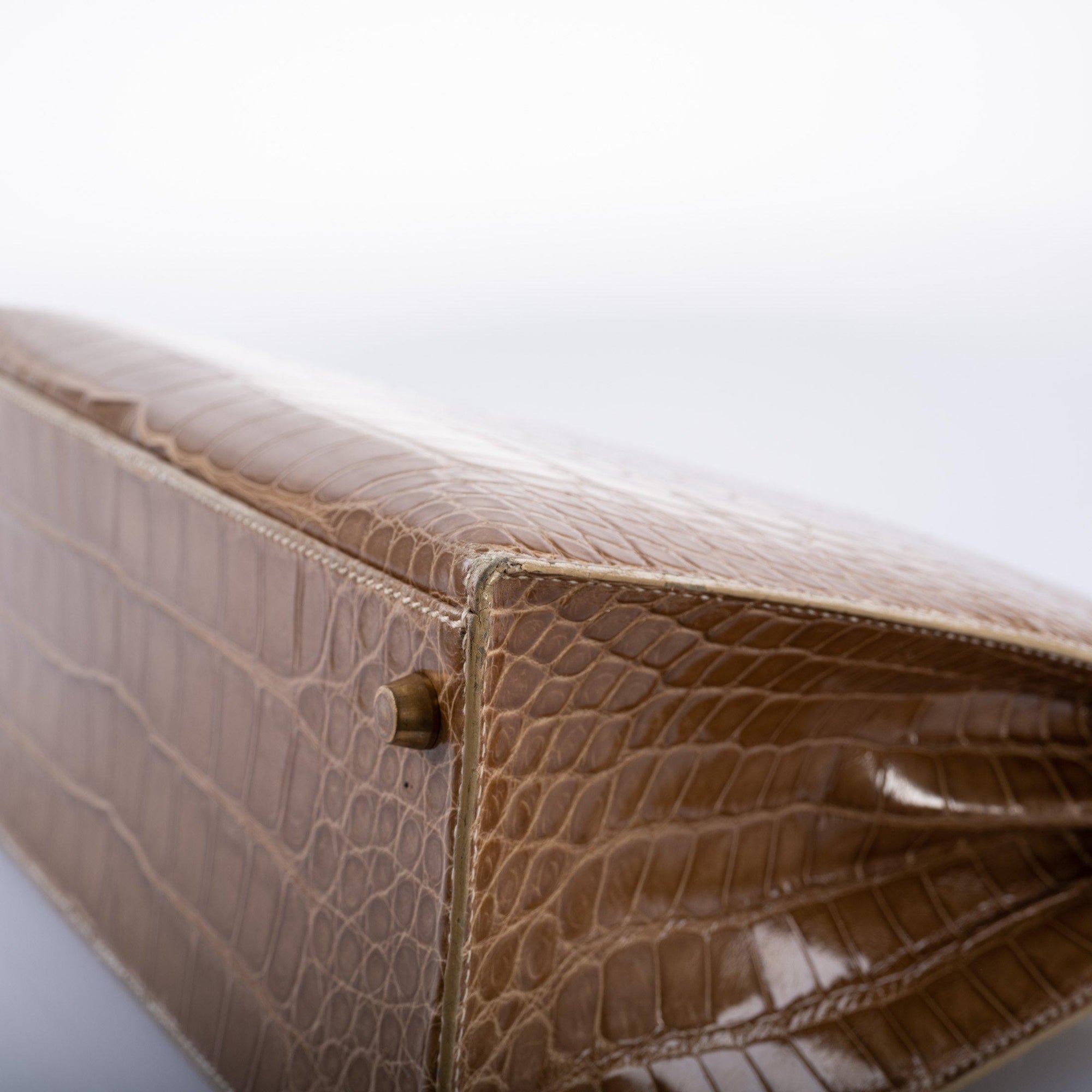 Hermès Kelly 28 Sellier Ficelle Alligator with Gold Hardware