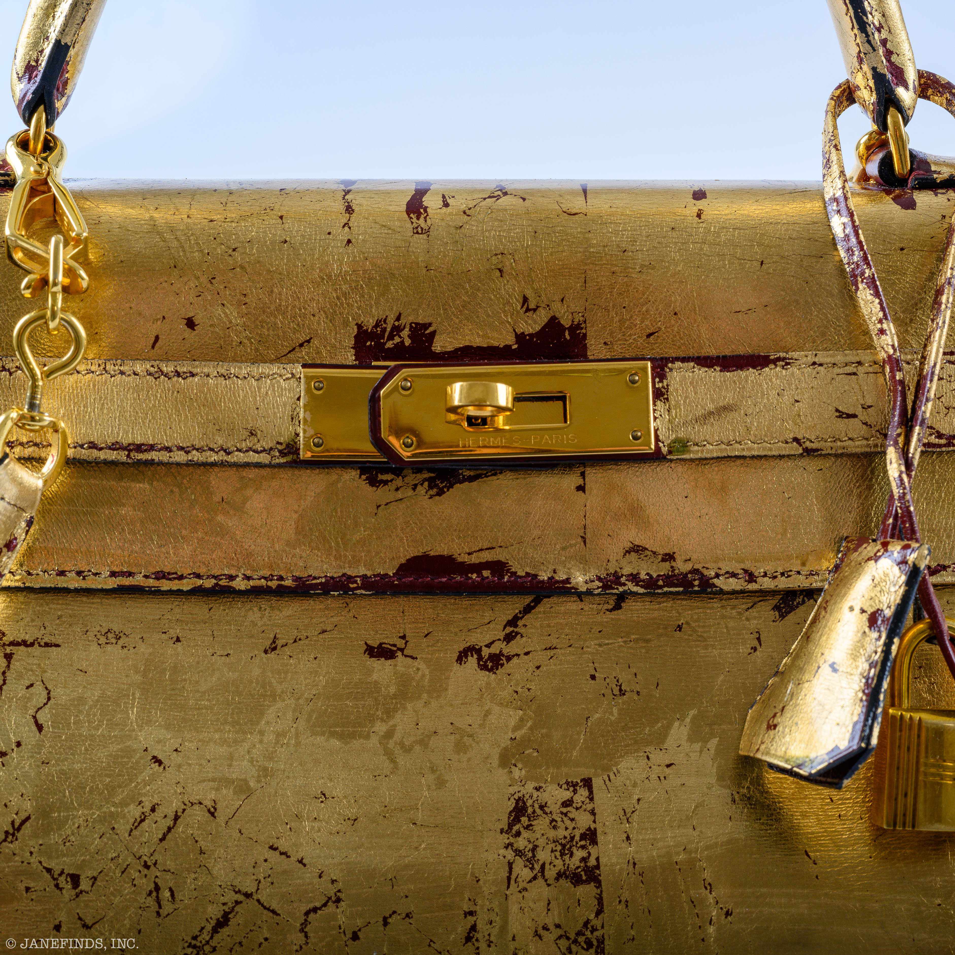 Hermès Kelly 32 Retourne "Kelly Dorée" Gold Leaf & Rouge H Box Leather Gold Hardware
