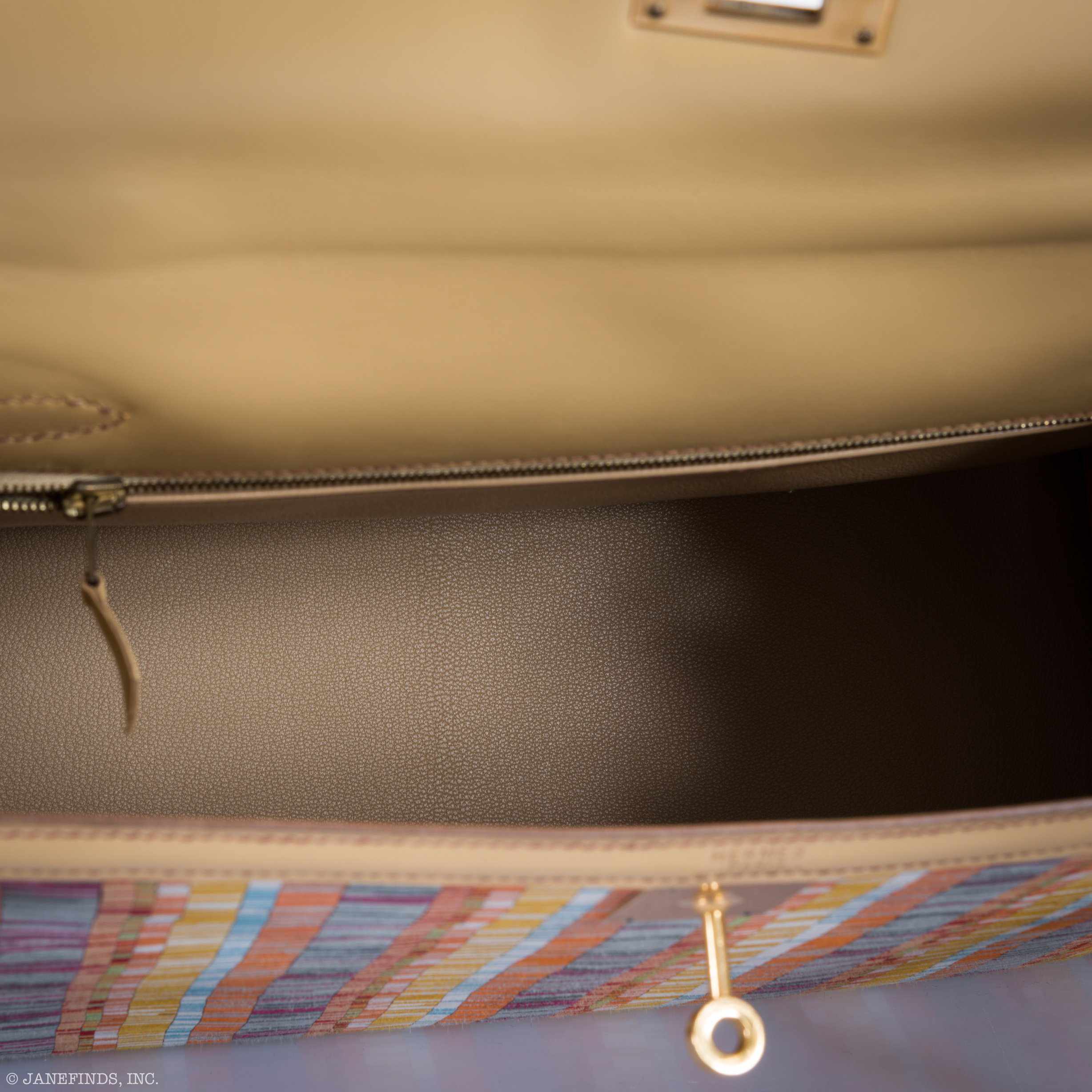 Hermès Kelly 32 Retourné Multicolor Vibrato & Natural Leather Gold Hardware