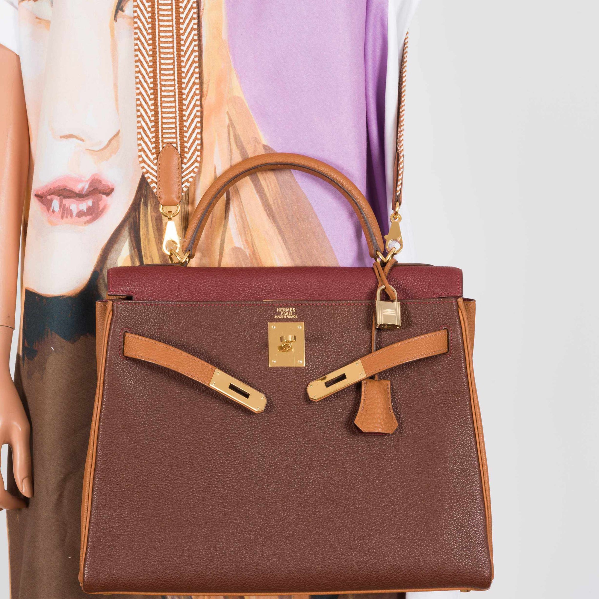Hermès Kelly 32 Retourne Tri-Color Rouge H Havanne And Gold Togo Gold Hardware