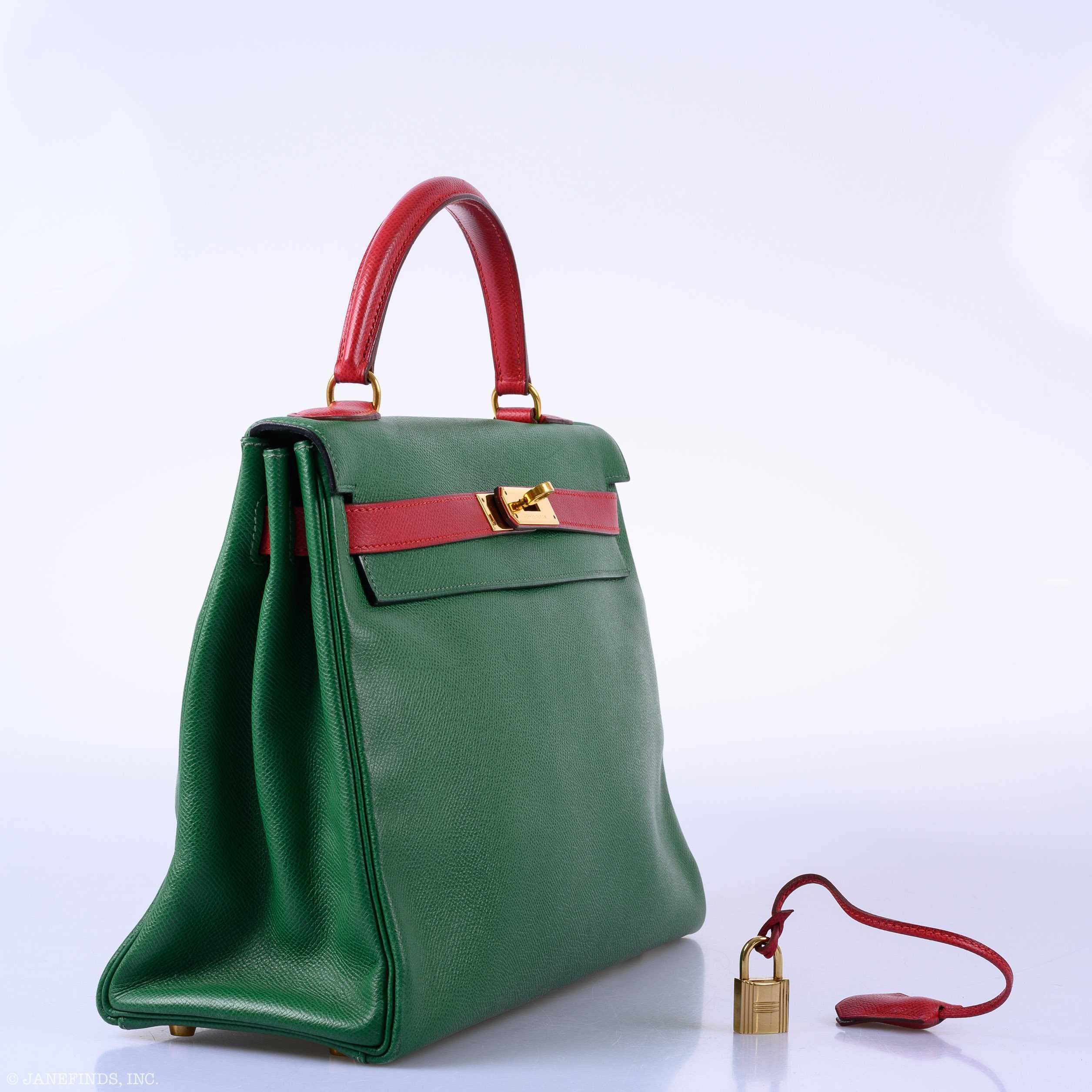 Hermès Kelly 32 Retourne Vert Claire & Rouge Vif Courchevel Gold Hardware - 1995