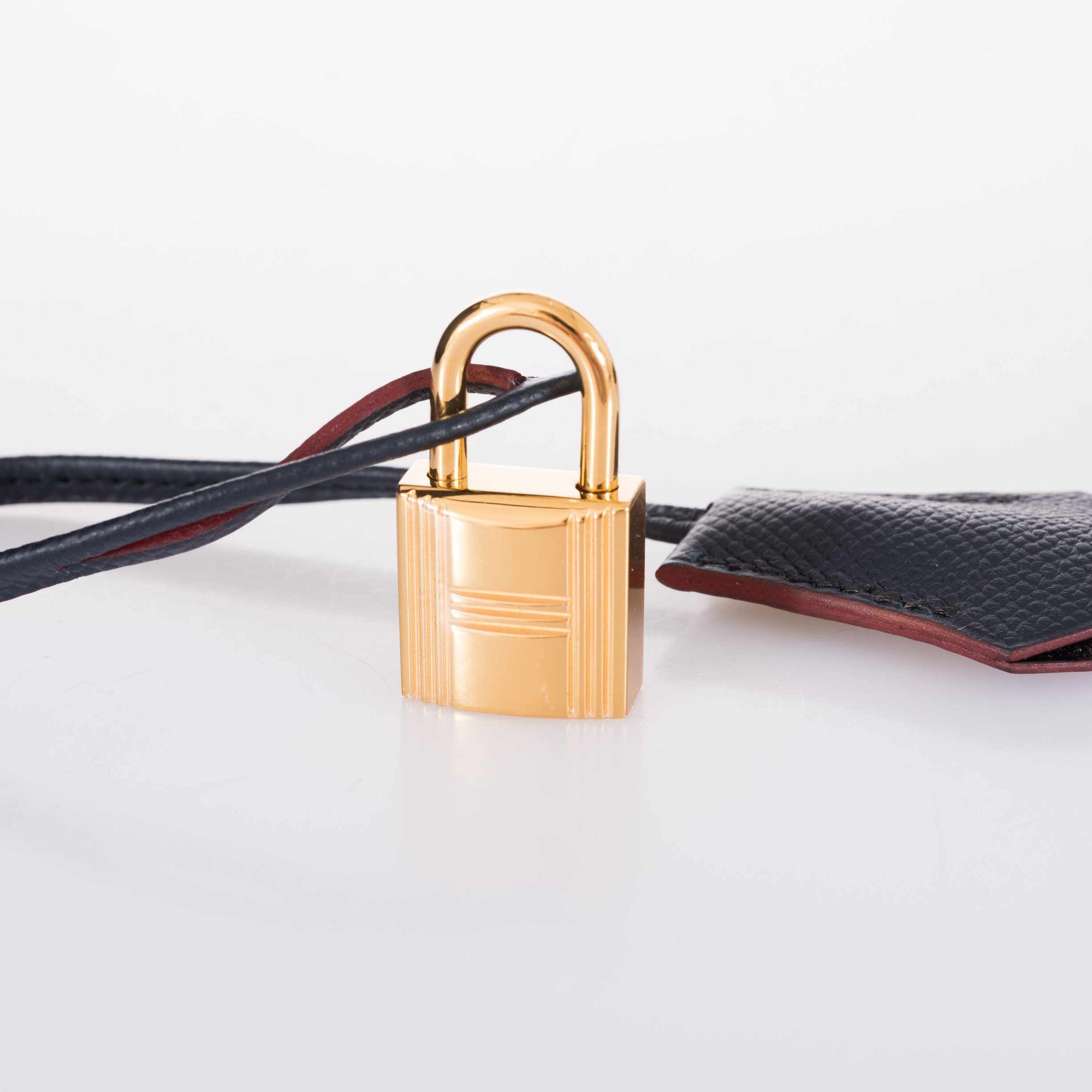 Hermès Kelly 32 Sellier Contour Blue Indigo Epsom Gold Hardware