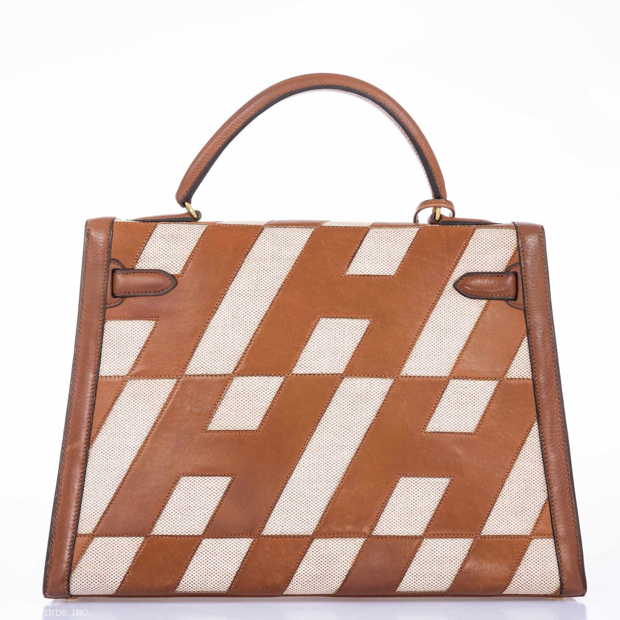 Hermès Kelly 32 Sellier "Ulysses" Gold Gulliver And Toile Gold Hardware