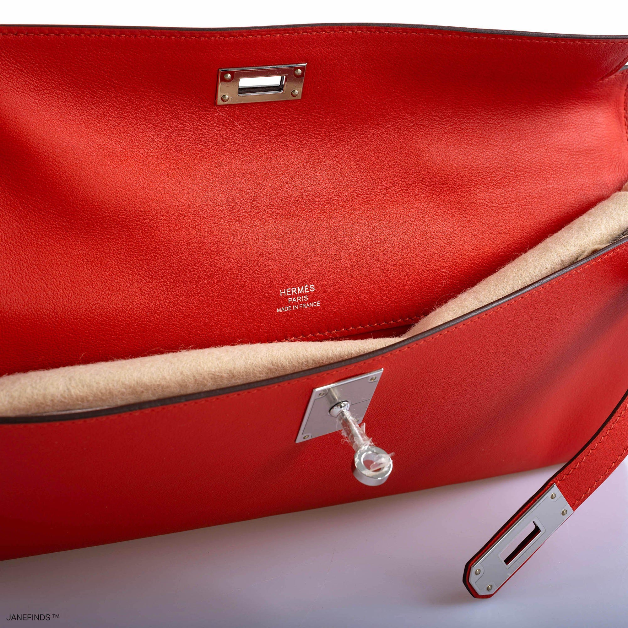 Hermès Kelly Cut Capucine Swift leather Palladium Hardware