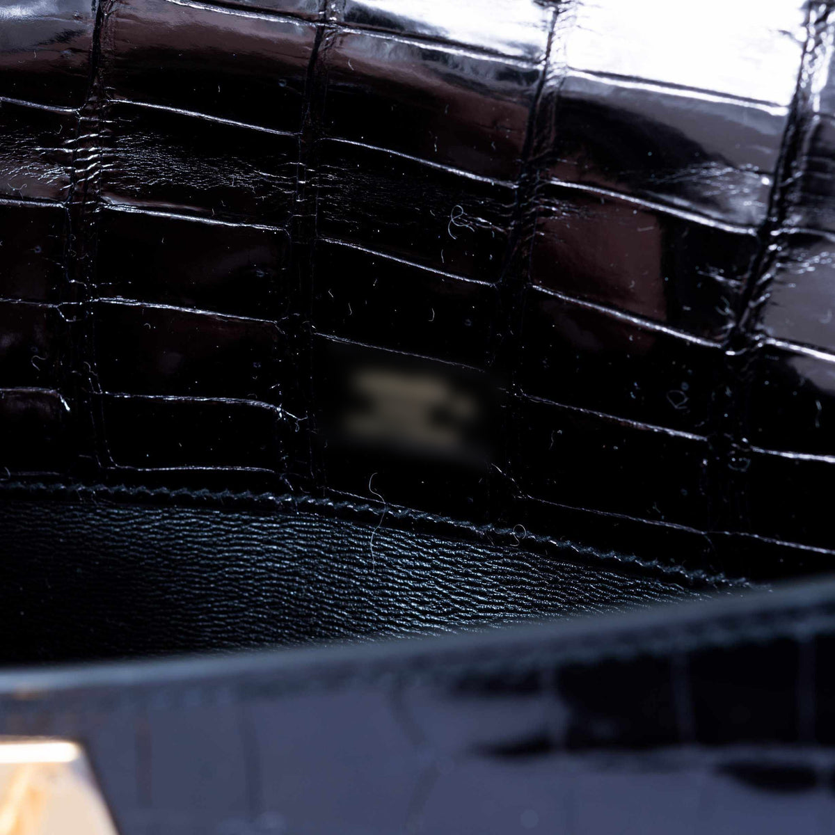 Hermès Kelly Cut Noir Shiny Porosus Crocodile Gold Hardware, interior heat stamp