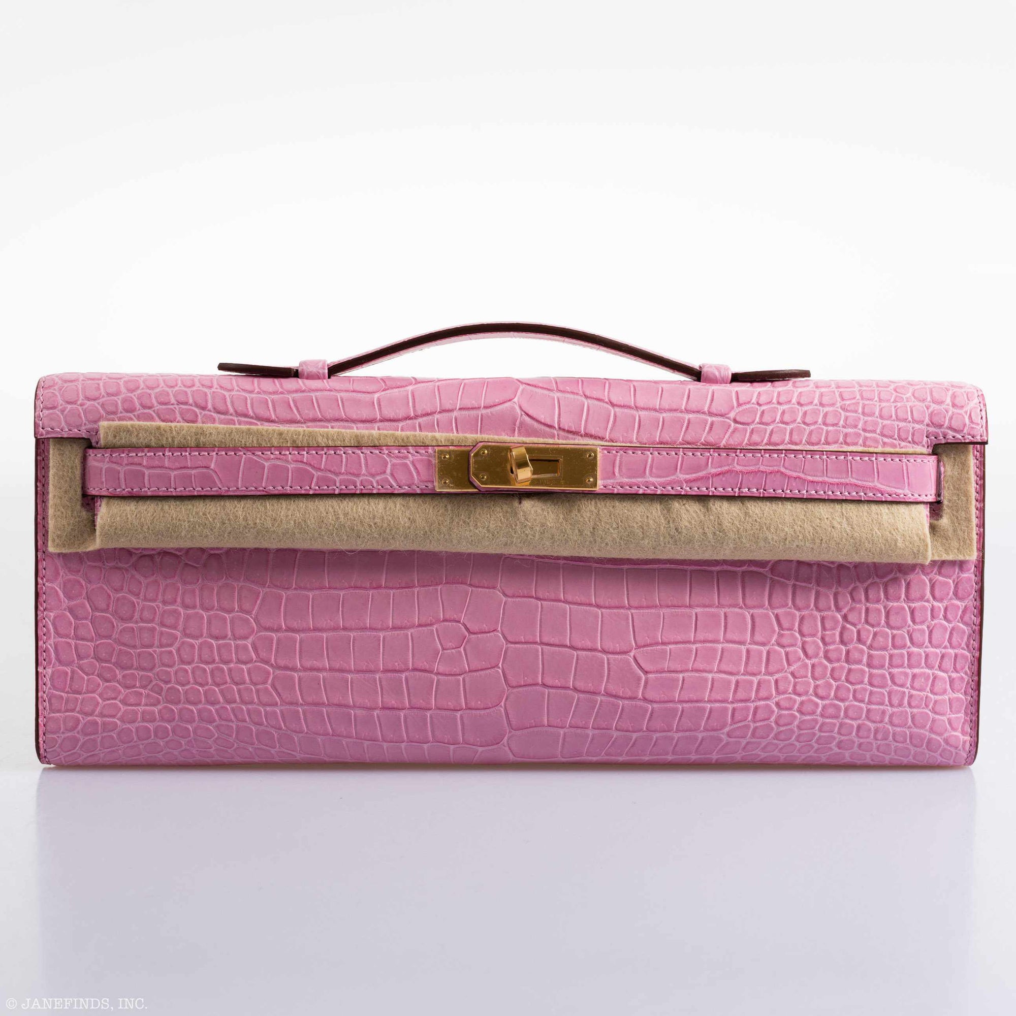 Hermès Kelly Cut Pochette 5P Bubblegum Pink Matte Porosus Crocodile Gold Hardware - 2019, D