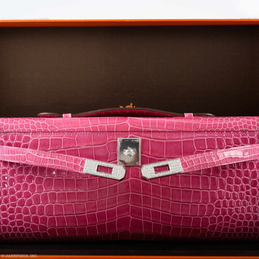Hermès Kelly Cut Pochette Rose Tyrien Shiny Porosus Crocodile Diamonds & White Gold Hardware