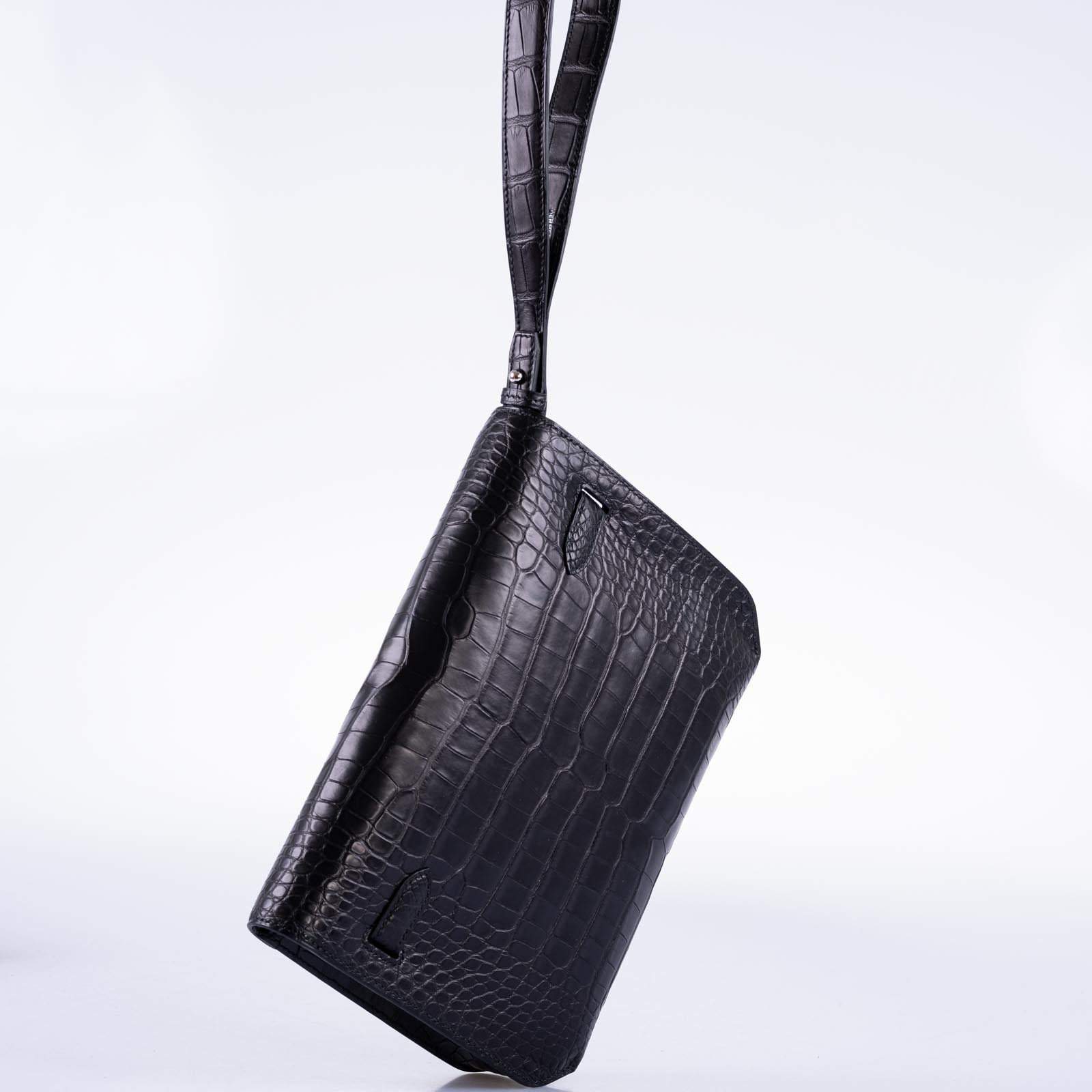 Hermès Kelly Depeches 25 Pochette Black Matte Alligator Palladium Hardware
