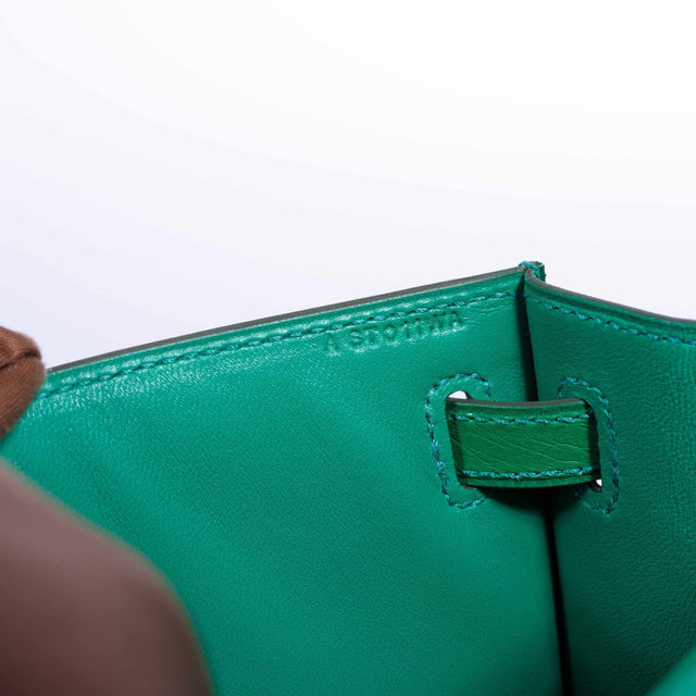 Hermès Kelly JPG Pochette Vert Vertigo Ostrich Gold Hardware – JaneFinds