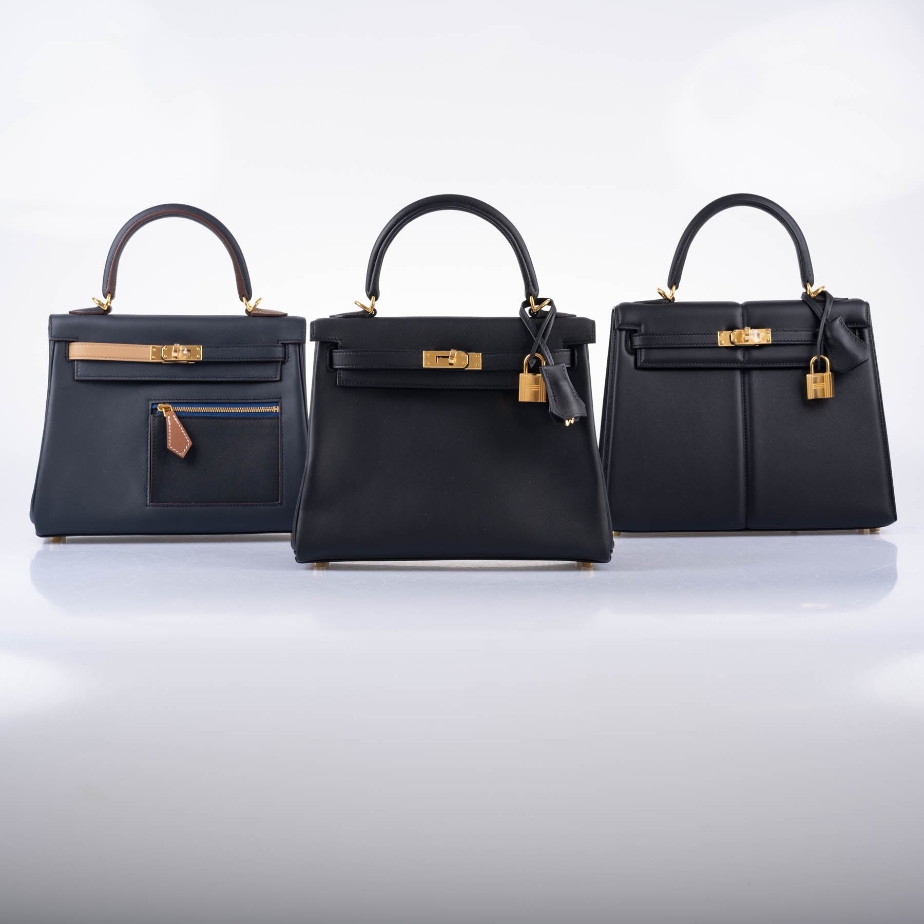 Hermès Kelly Retourne 25 Black Noir Swift with Gold Hardware