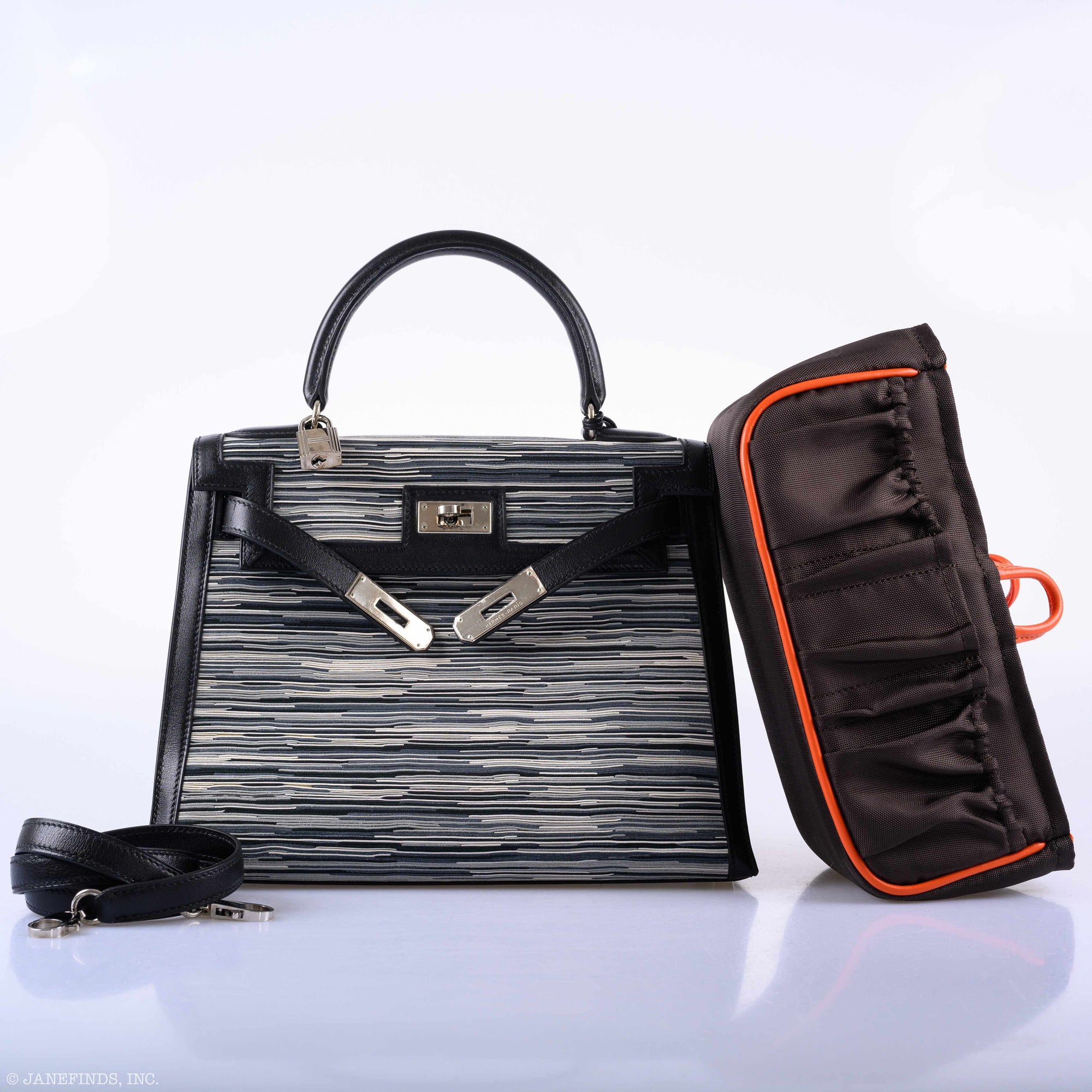 Hermès Kelly Sellier 28 Vibrato & Noir Box Calf Palladium Hardware