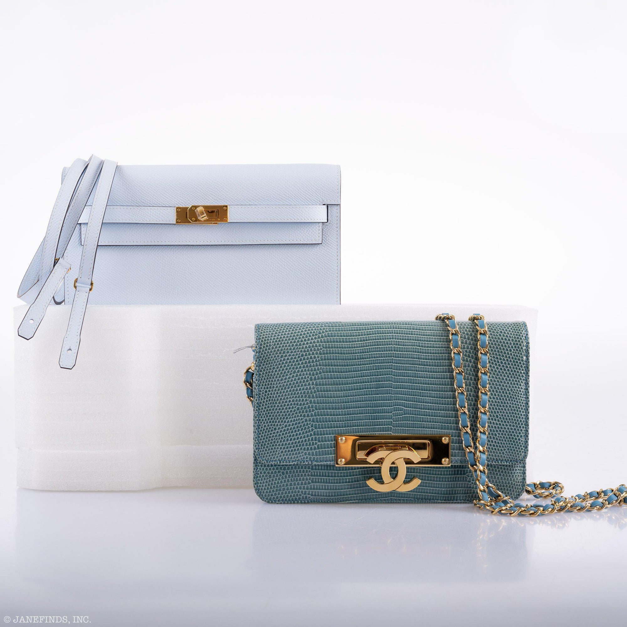 Hermès Kelly Wallet To Go Blue Brume Epsom Gold Hardware