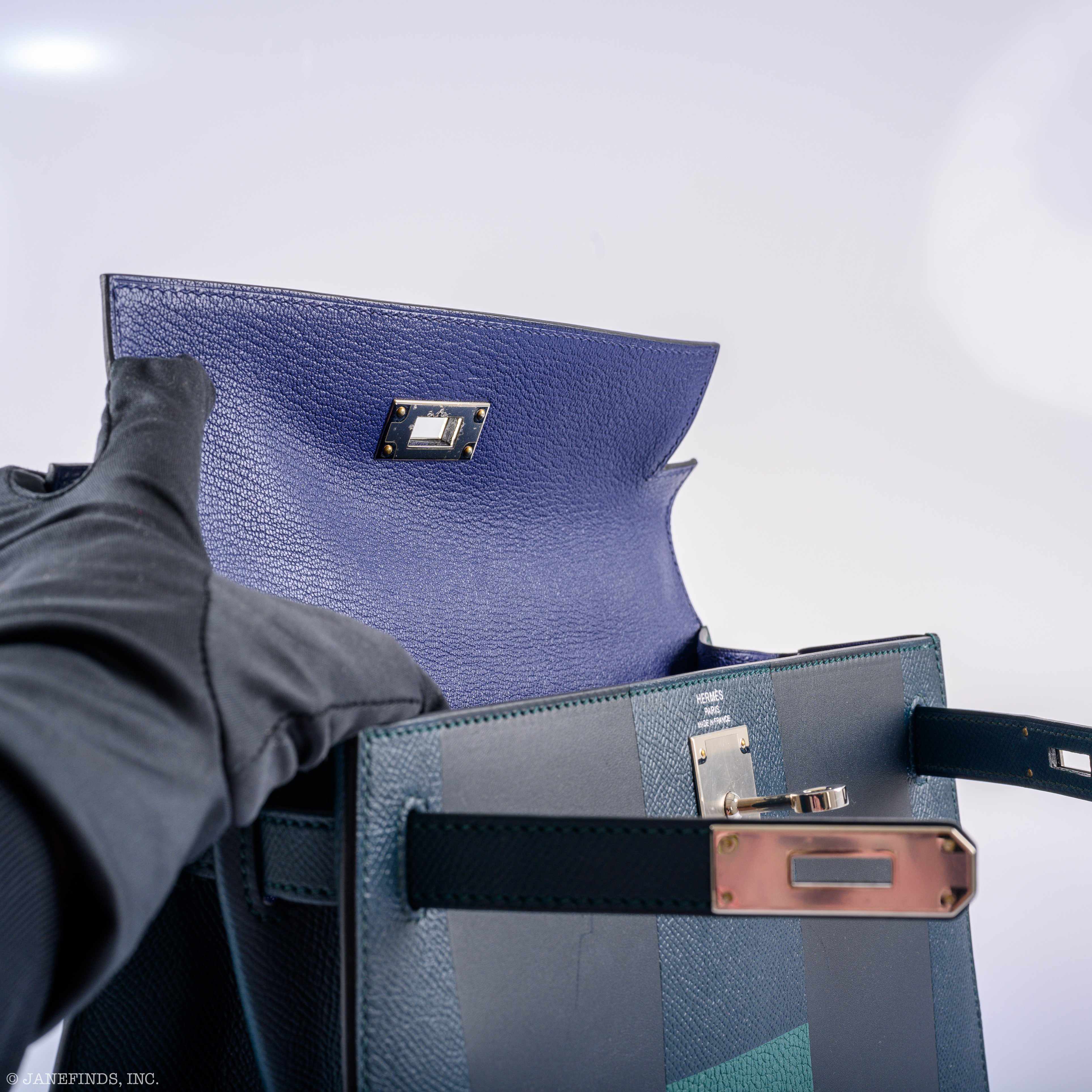 Hermès Kellygraphie 28 Sellier 'H' Lettre Vert Cypres Epsom Blue Obscur Sombrero Malachite Clemence Palladium Hardware