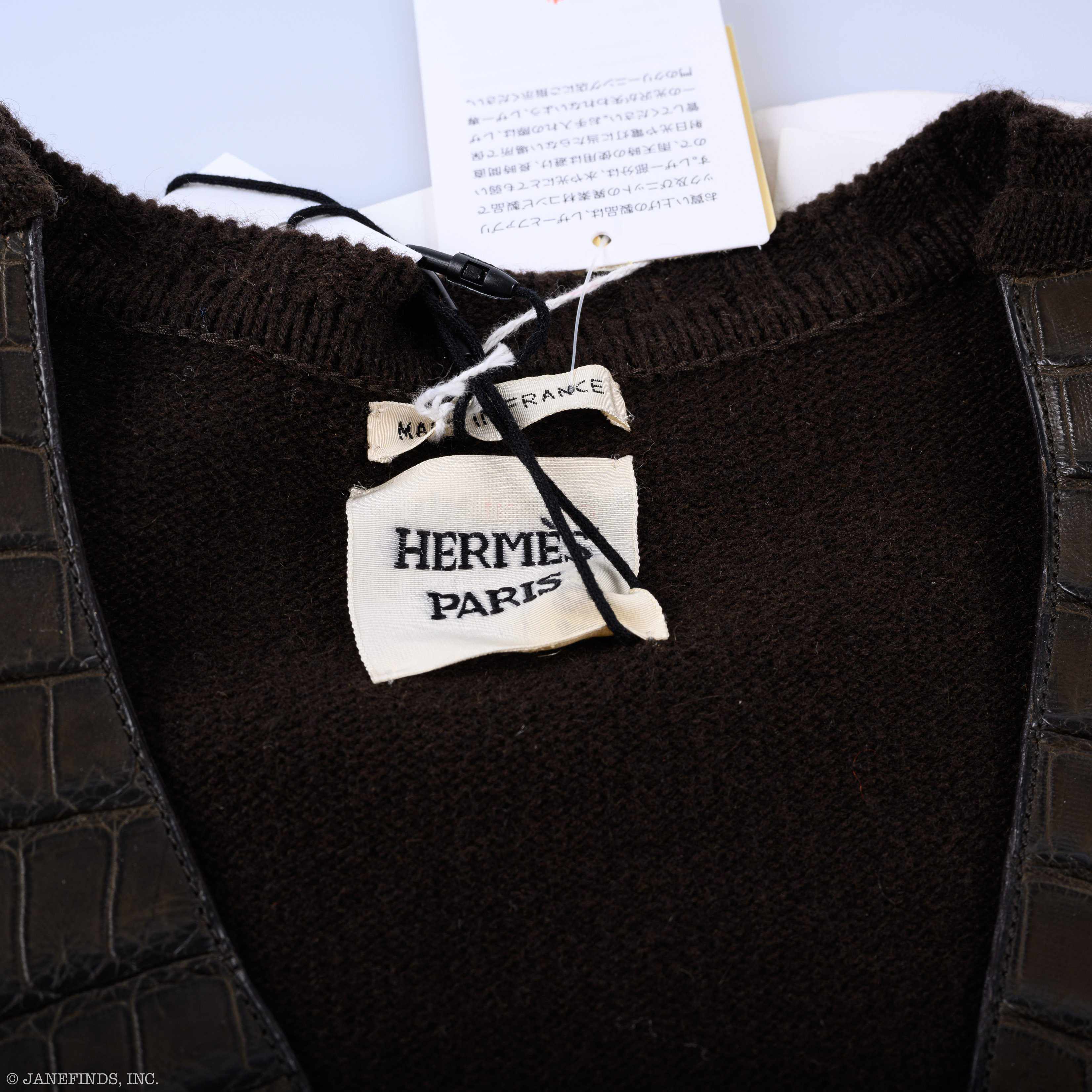 Hermès Matte Havane Crocodile & Cashmere Vest - FW 2007, FR38