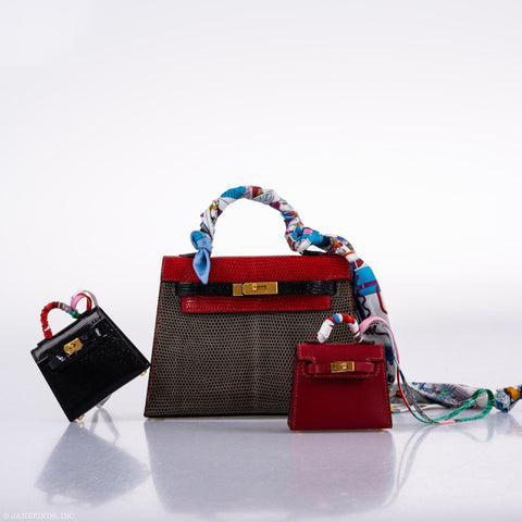 Hermès Micro Kelly Twilly Charm Rouge Vif Tadelakt Leather Gold Hardware - 2020, Y