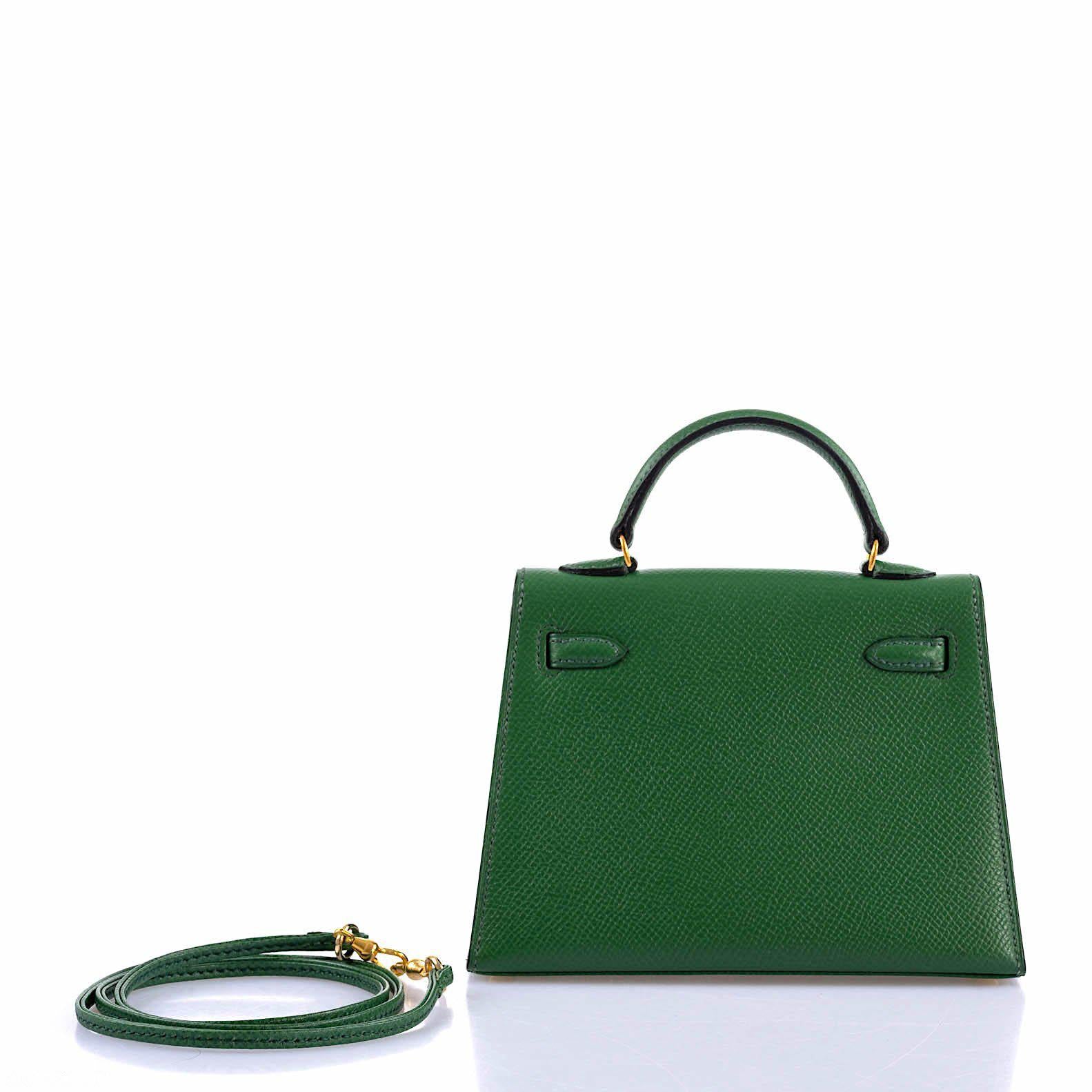 Hermès Mini Kelly 15 Vert Clair Courchevel with Gold Hardware