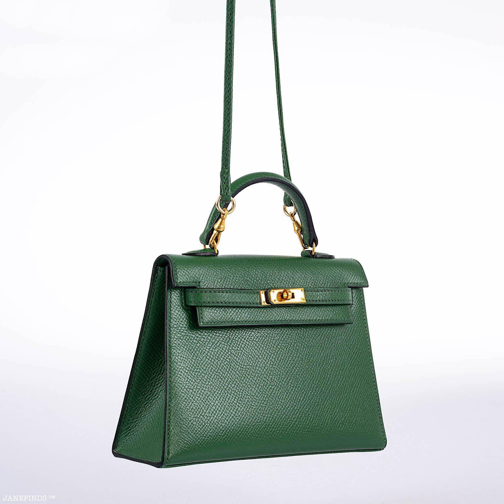 Hermès Mini Kelly 15 Vert Clair Courchevel with Gold Hardware
