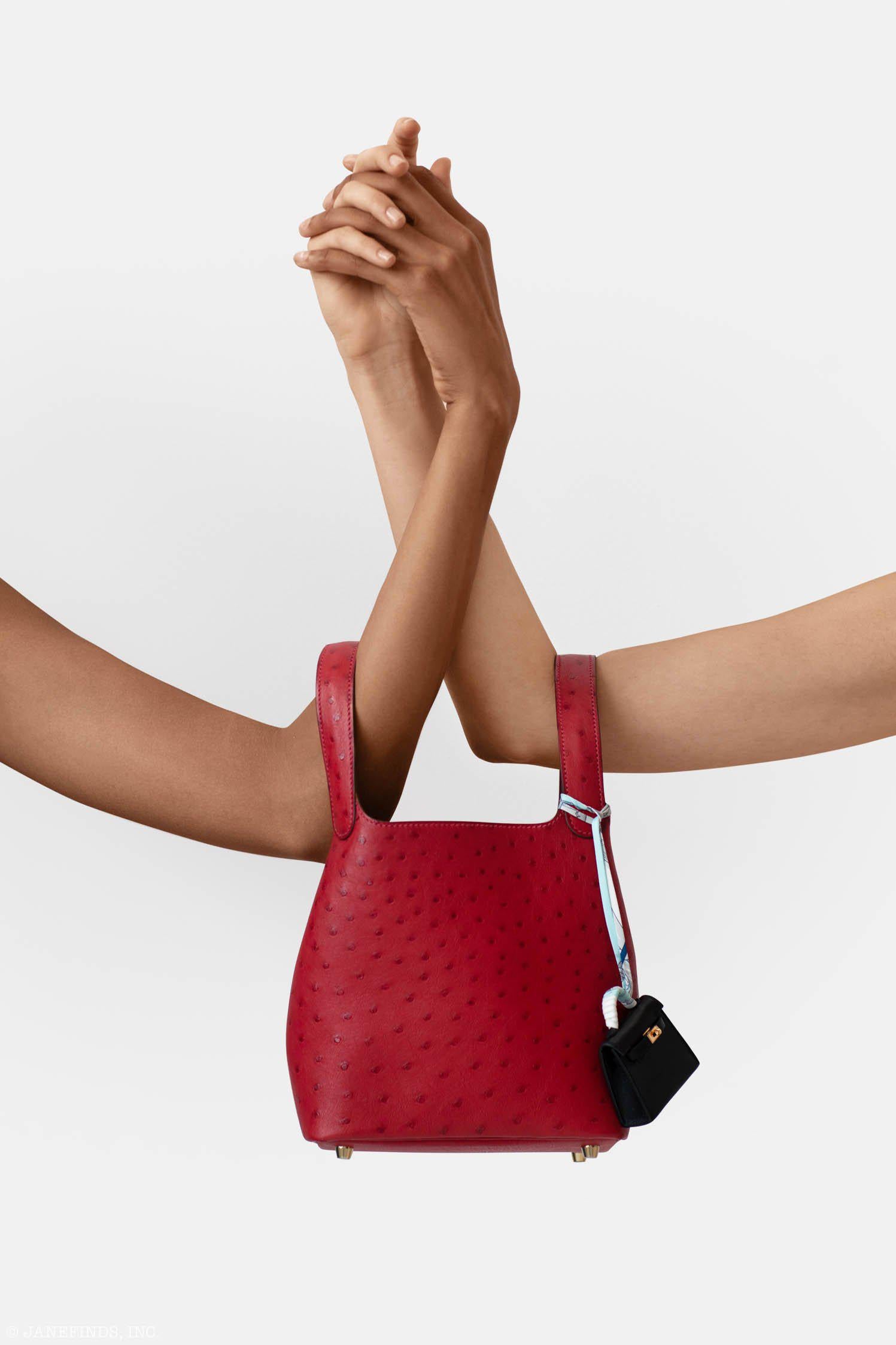 Hermès Picotin Lock 18 Rouge Vif Ostrich Tote Gold Hardware