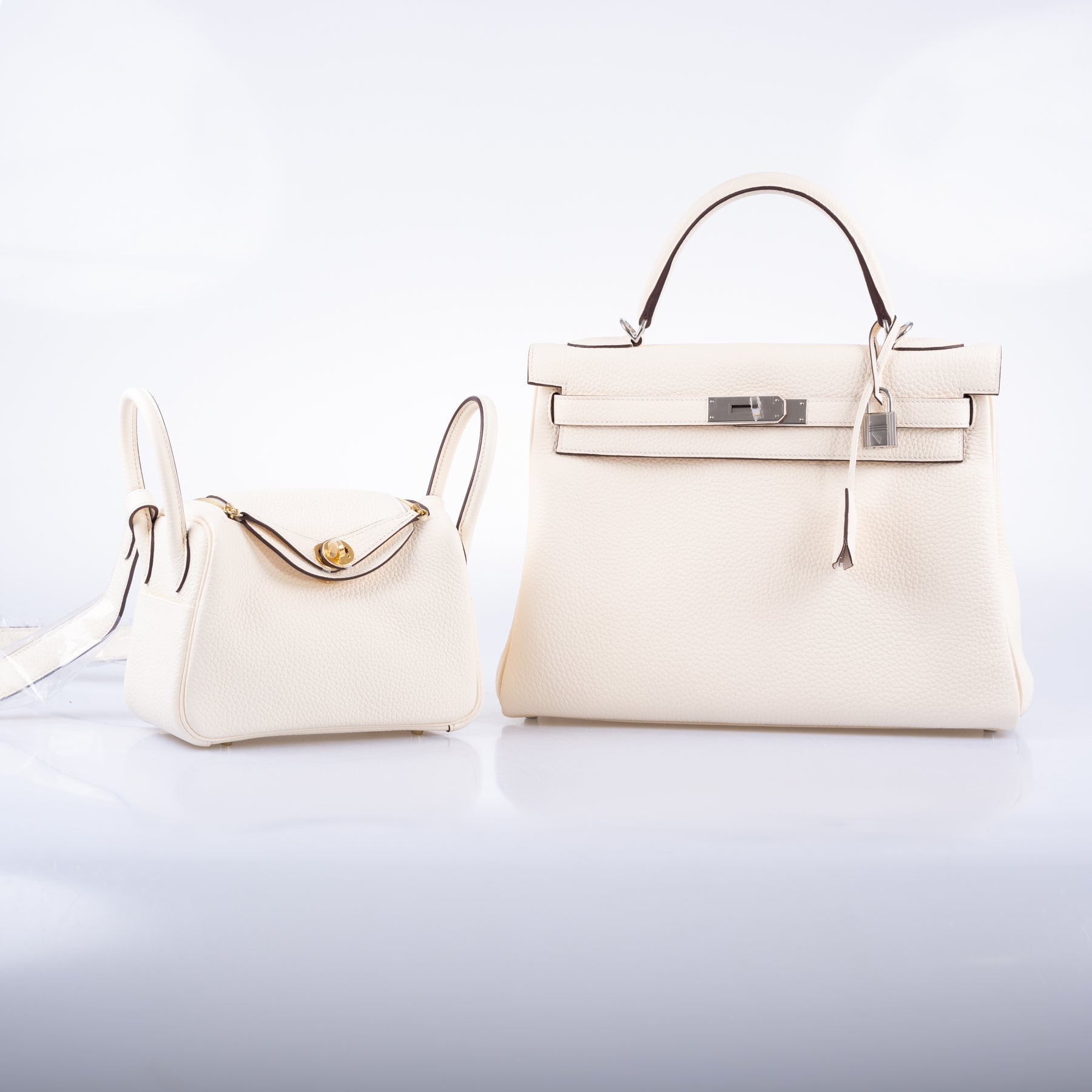 Hermès Picotin Lock 22 Nata Clemence Tote with Gold Hardware